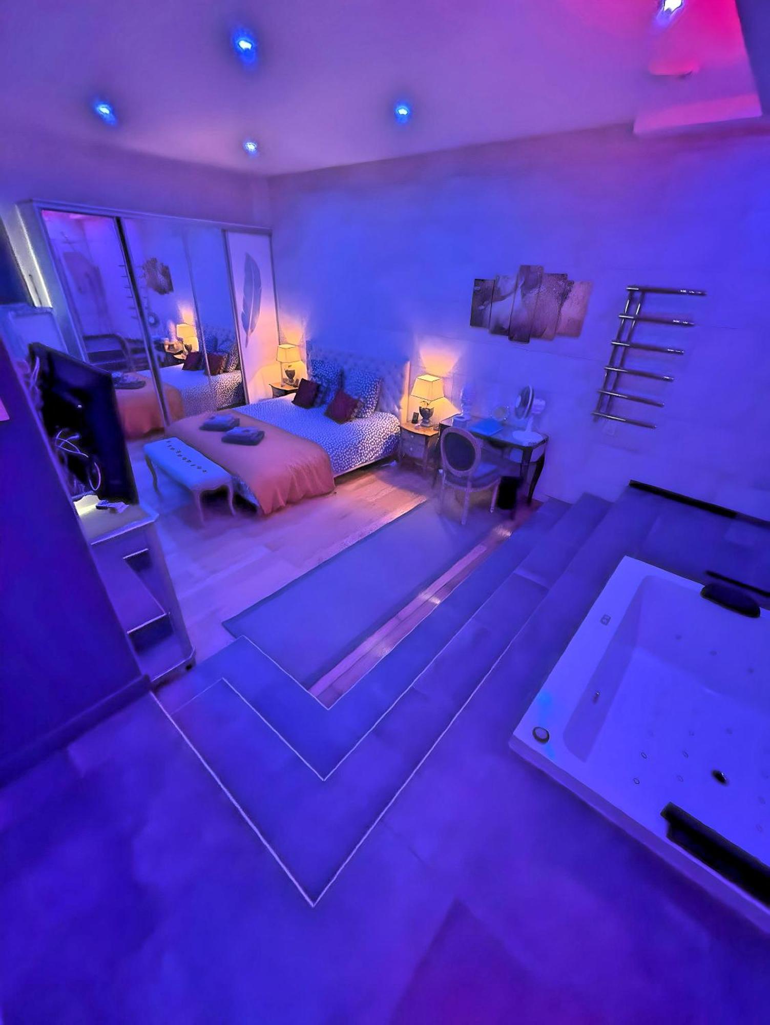 Loft & Spa Privatif Дижон Экстерьер фото